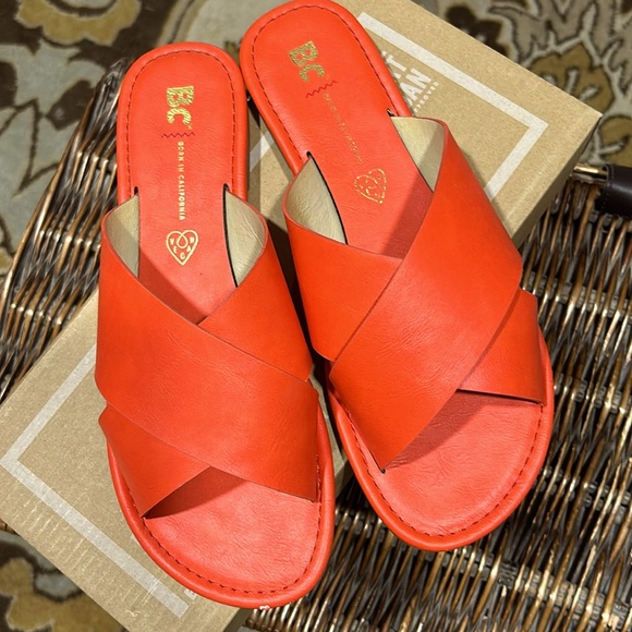 Born in California Shoes - BORN IN CALIFORNIA SLIDES SUZE 9 1/2